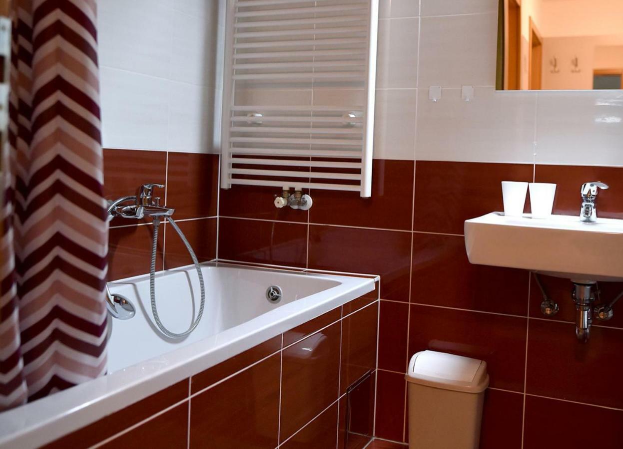זאגרב Apartments Dora מראה חיצוני תמונה